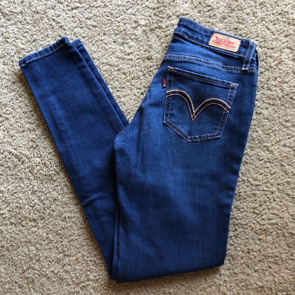 Levi’s skinny jeans